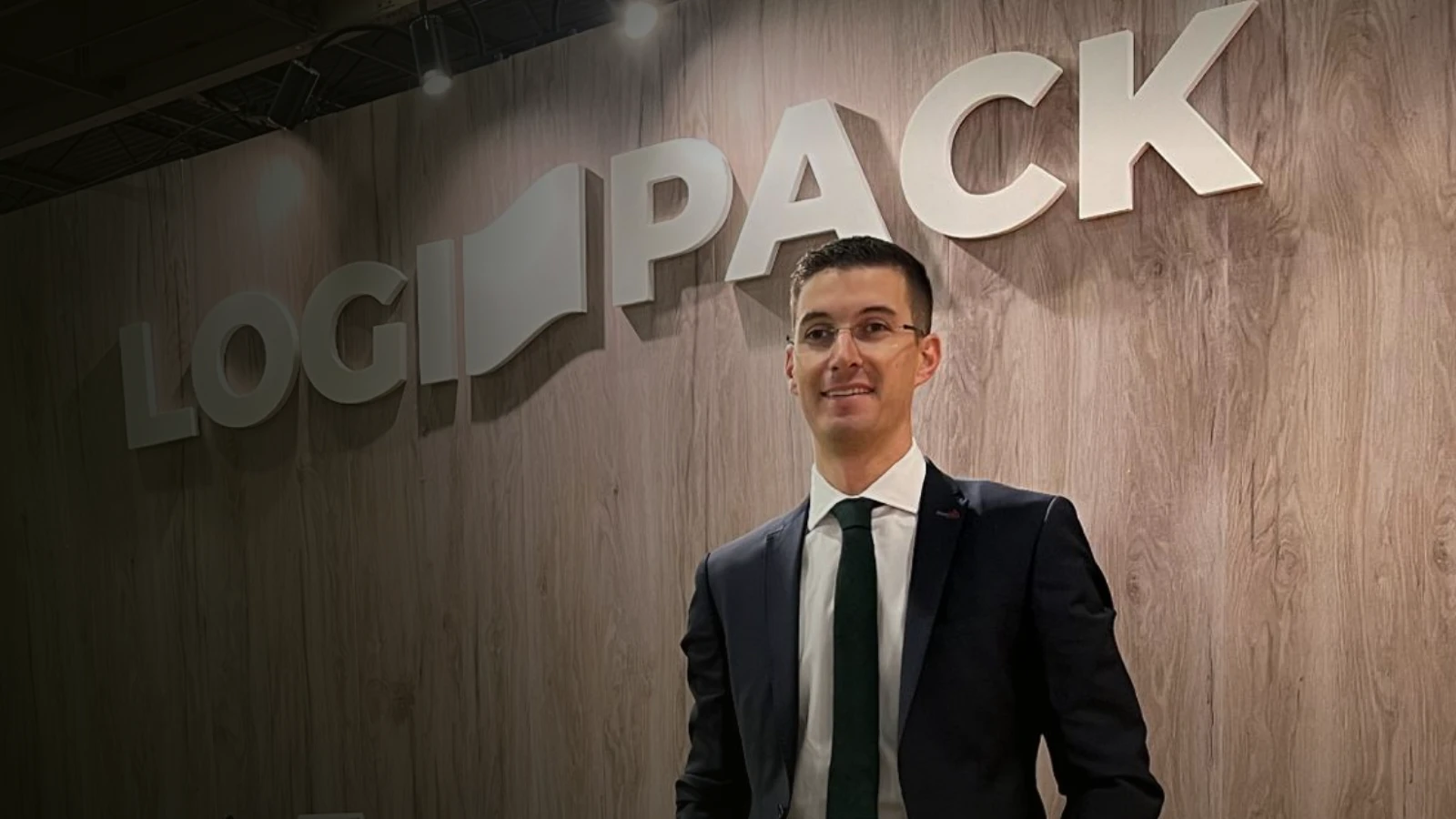 Nicolás Ballester Sánchez, CEO & Founder de Logipack, en el stand corporativo de la marca